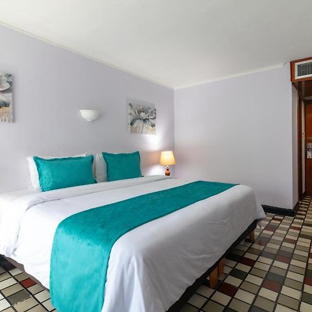 Hotel Bahia Cartagena Екстериор снимка