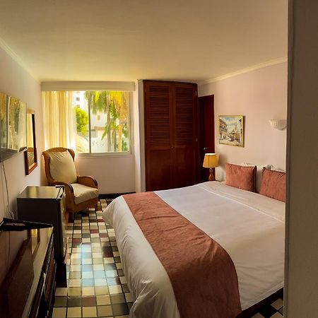 Hotel Bahia Cartagena Екстериор снимка