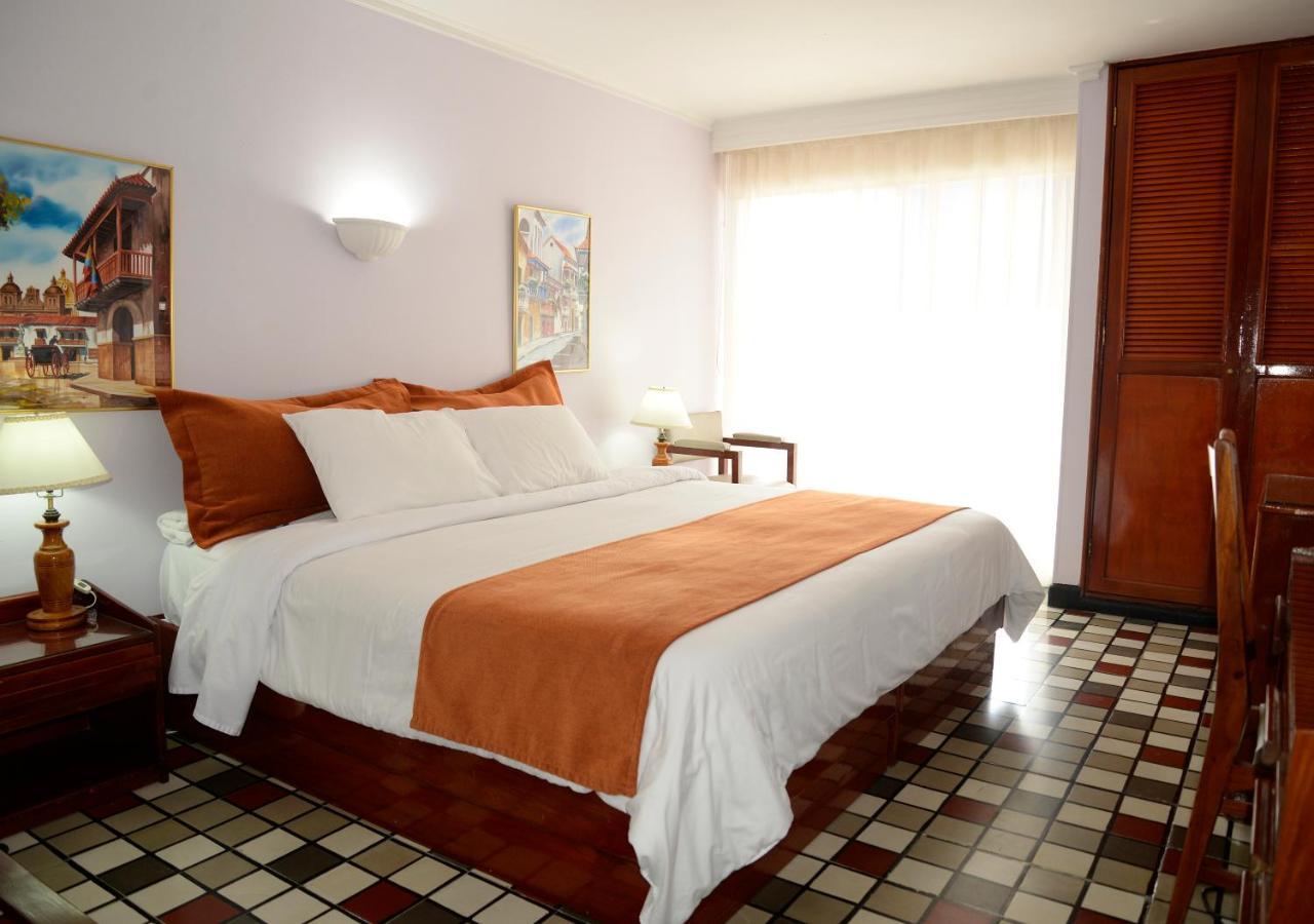 Hotel Bahia Cartagena Екстериор снимка