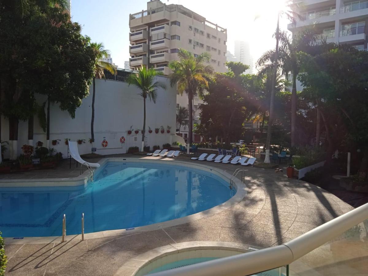 Hotel Bahia Cartagena Екстериор снимка