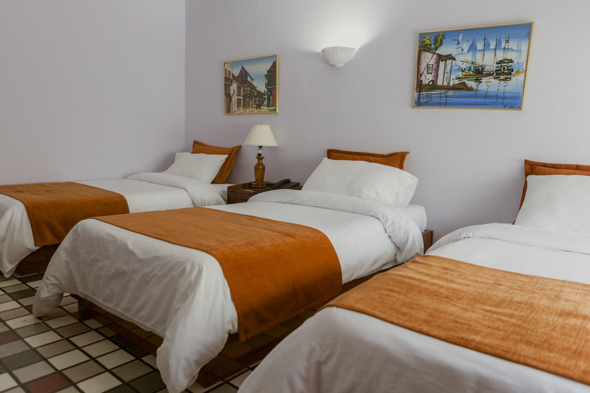 Hotel Bahia Cartagena Екстериор снимка