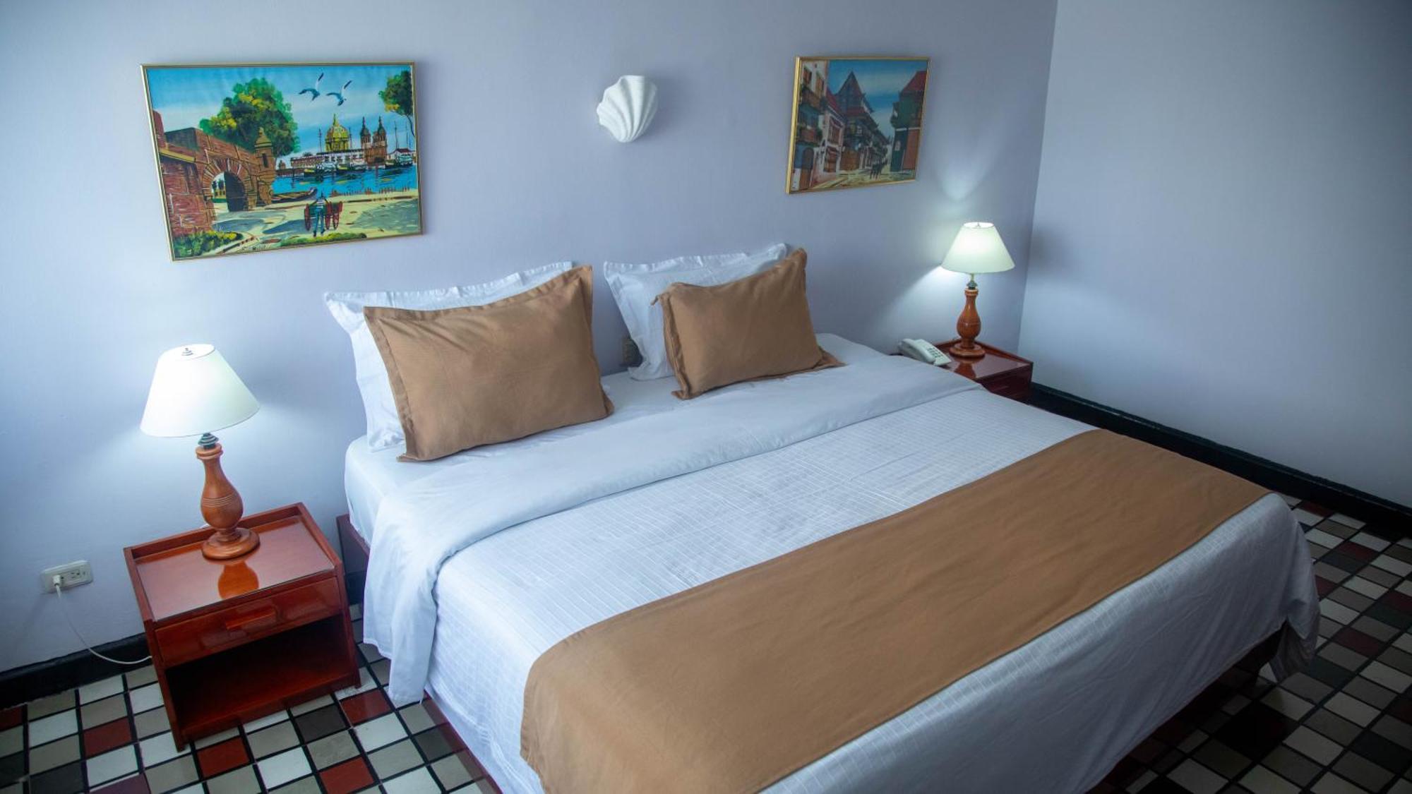 Hotel Bahia Cartagena Екстериор снимка