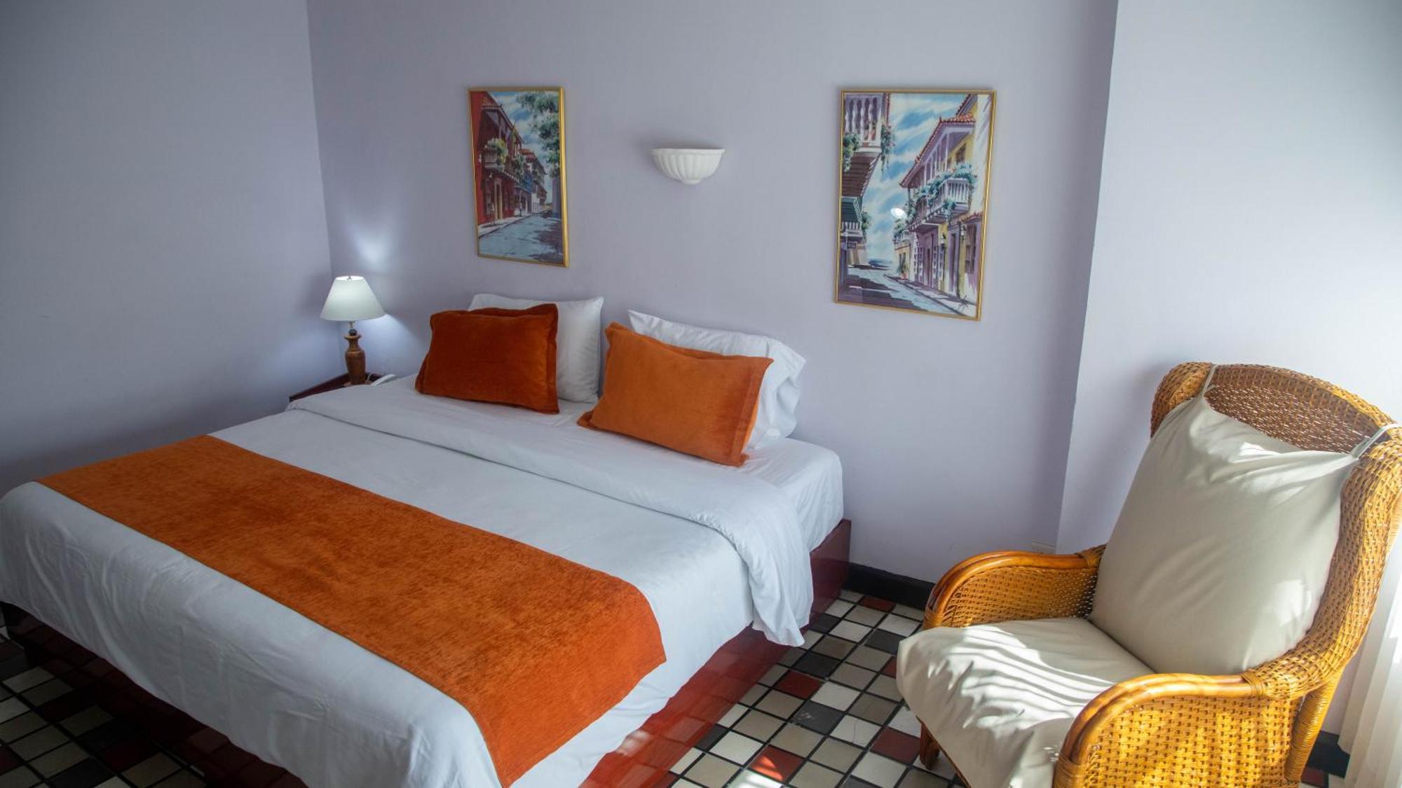 Hotel Bahia Cartagena Екстериор снимка