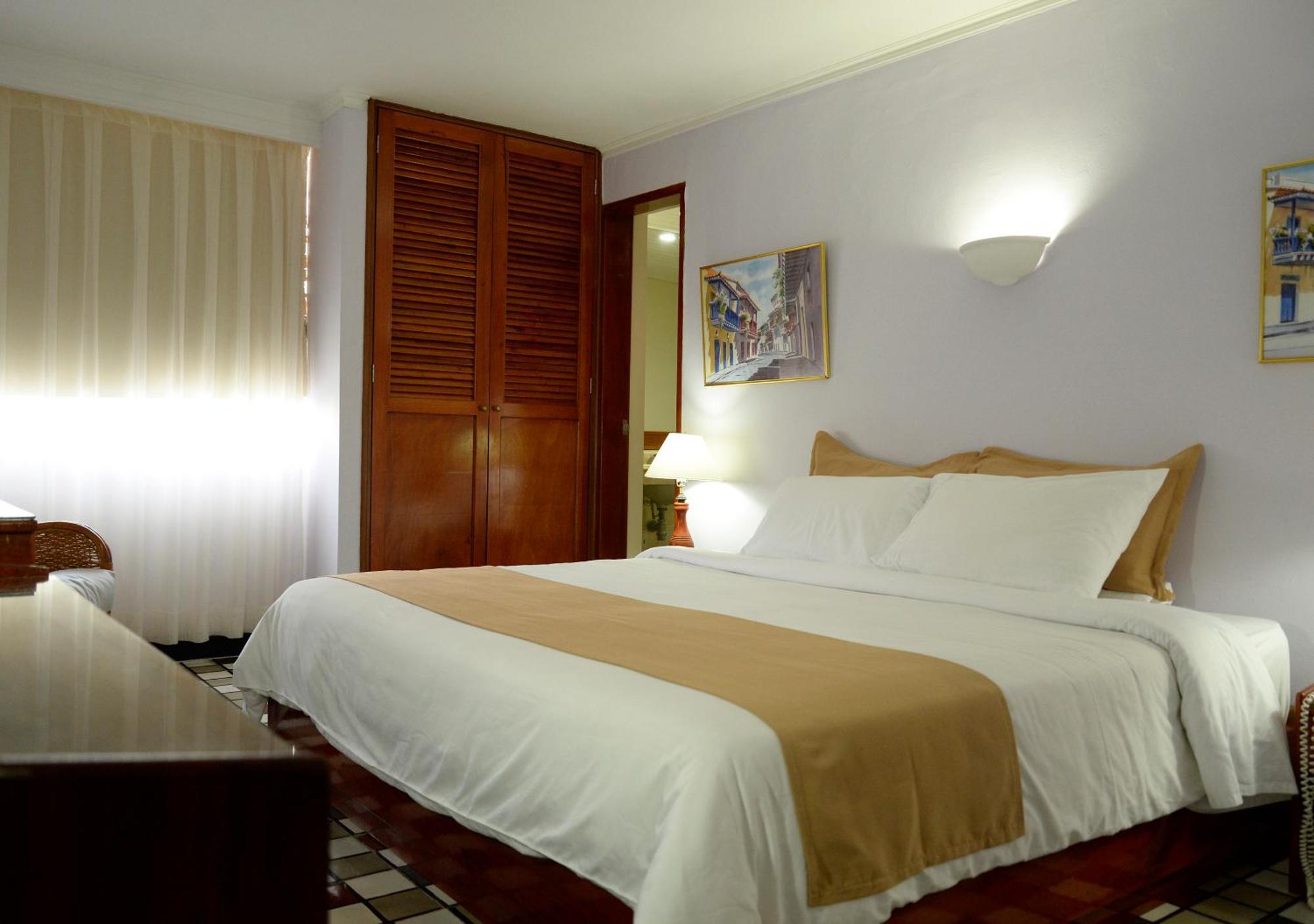 Hotel Bahia Cartagena Стая снимка