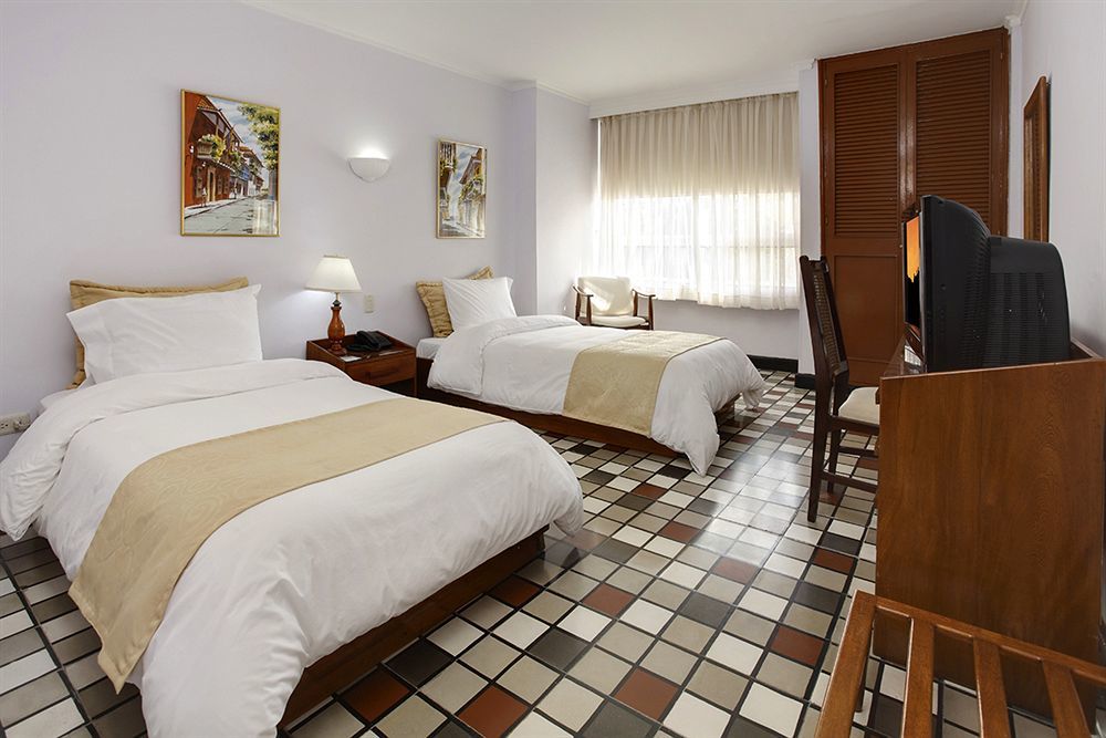 Hotel Bahia Cartagena Екстериор снимка